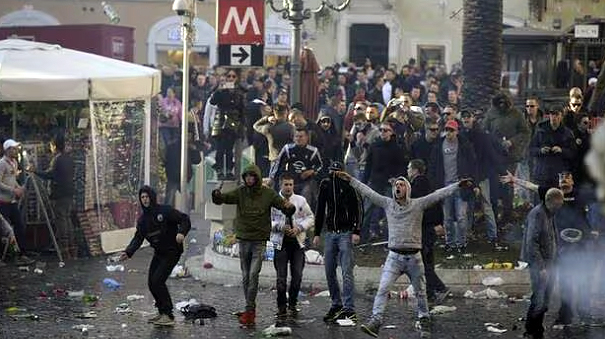 Interdiction des supporters du Feyenoord