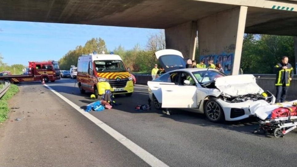 BÉTHUNE.- lundi 12 mai 2025, un accident de la circulation a fortement perturbé le trafic sur l’autoroute A26.