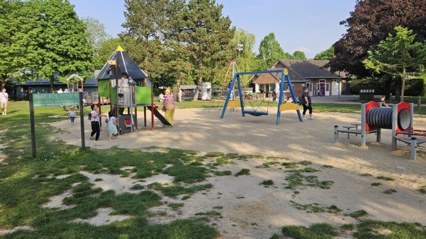 BÉNIFONTAINE.- En ce printemps ensoleillé et si vous alliez vous balader en famille au parc des Cytises ? Le site est juste à côté de Lens. Visite.