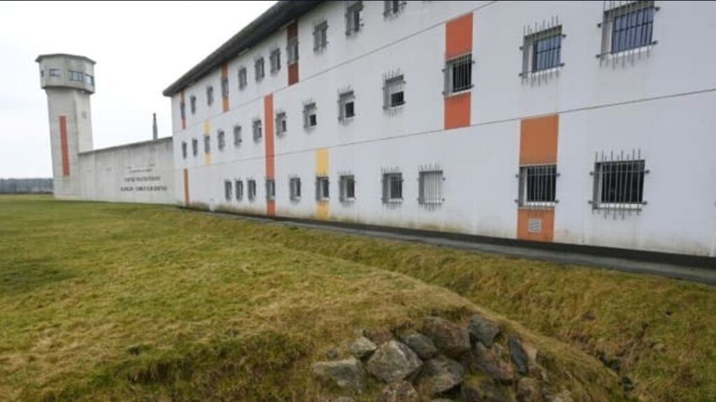 Lens sous tension : la prison de Vendin-le-Vieil s’apprête à accueillir les 200 plus gros narcotrafiquants de France.