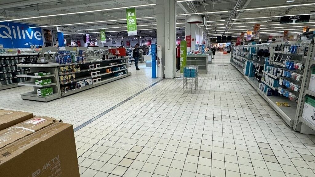 VILLENEUVE-D'ASCQ.- Auchan V2 regroupe la galerie commerciale sur un seul niveau. Un chantier de 10 à 20 M€ pour le centre Aushopping.