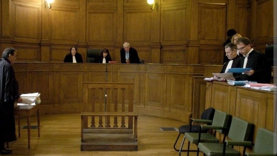 À Tourcoing, les réactions contrastées à la volonté de Gérald Darmanin de supprimer la prison avec sursis après la victoire du PSG.