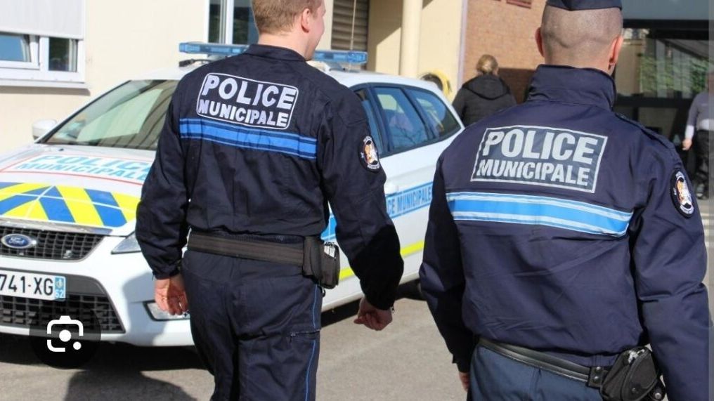 Le ministre de l'Intérieur mobilise la CRS 8 dans les Hauts-de-France, à Tourcoing près de Lille, après une série de fusillades.
