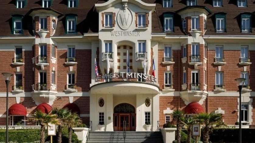 Le Touquet-Paris-Plage : manifestation dimanche 19 août contre le projet d’hôtel de luxe The Dune.
