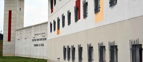 Prison : la justice garde 2 barons de la drogue en QHS