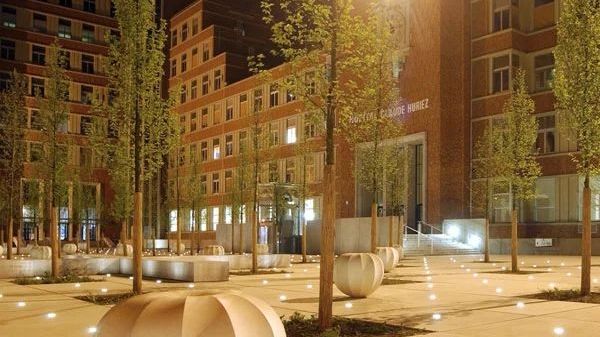 LILLE.- Les cafards ont envahi le CHRU. Cette situation soulève des inquiétudes quant à l'hygiène et la sécurité des patients. Reportage.